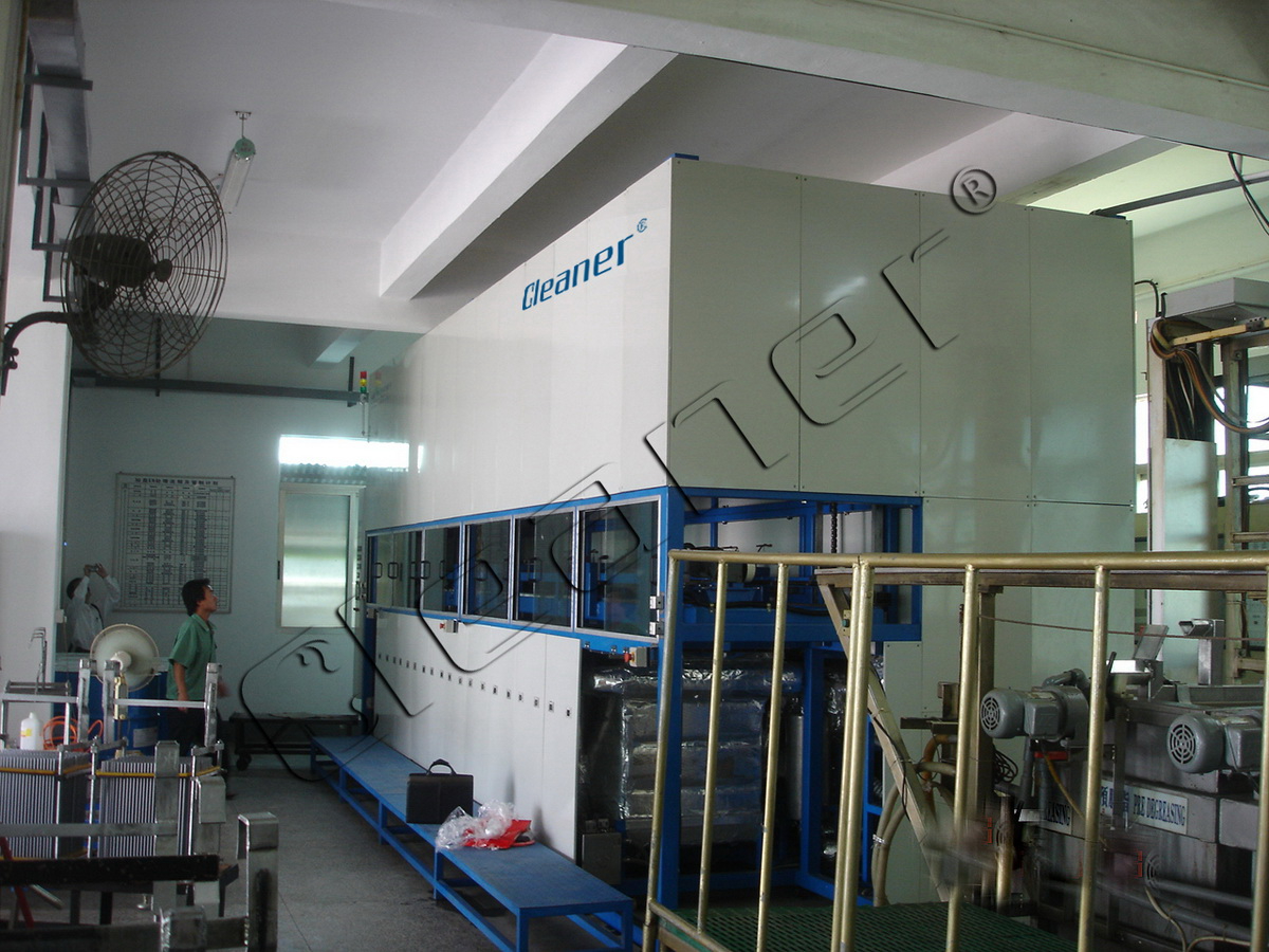 多槽式五金加工类真空碳氢清洗机CHV7168A